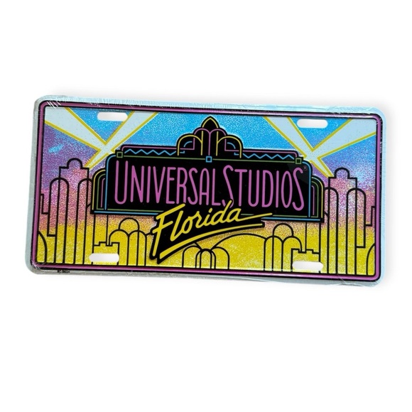 VTG 1980's Universal Studios Florida Souvenir Metal License Plate - Picture 1 of 2